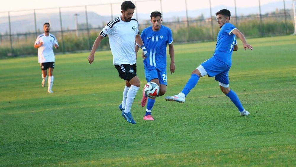 nhan-dinh-soi-keo-bursa-yildirimspor-vs-altay-luc-19h00-ngay-2-9-2025-1