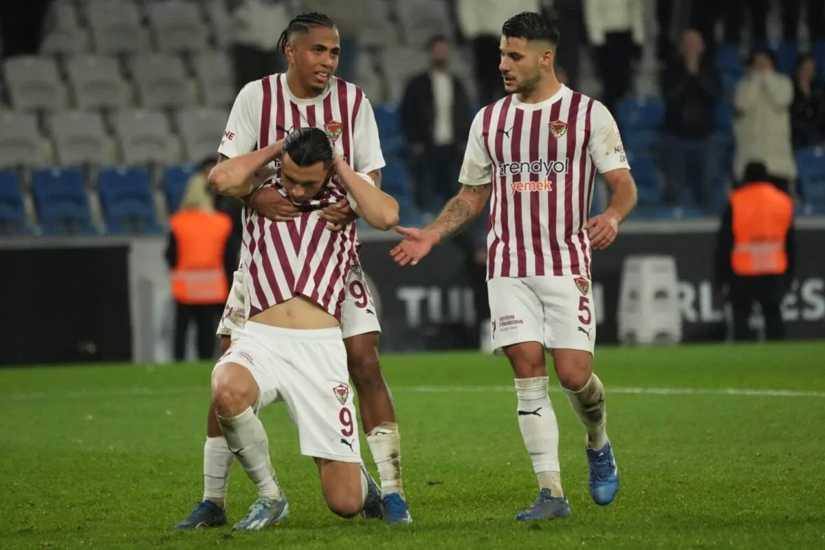 Nhận định soi kèo Adana Demirspor vs Hatayspor lúc 00h00 ngày 02/12/2025