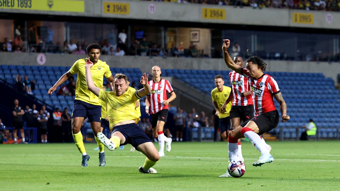 Nhận định soi kèo Oxford vs Southampton lúc 22h00 ngày 26/12/2025