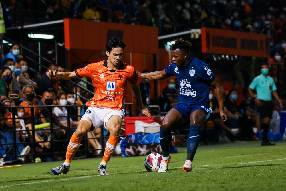 nhan-dinh-soi-keo-ratchaburi-vs-chiangrai-luc-18h00-ngay-24-12-2025-1
