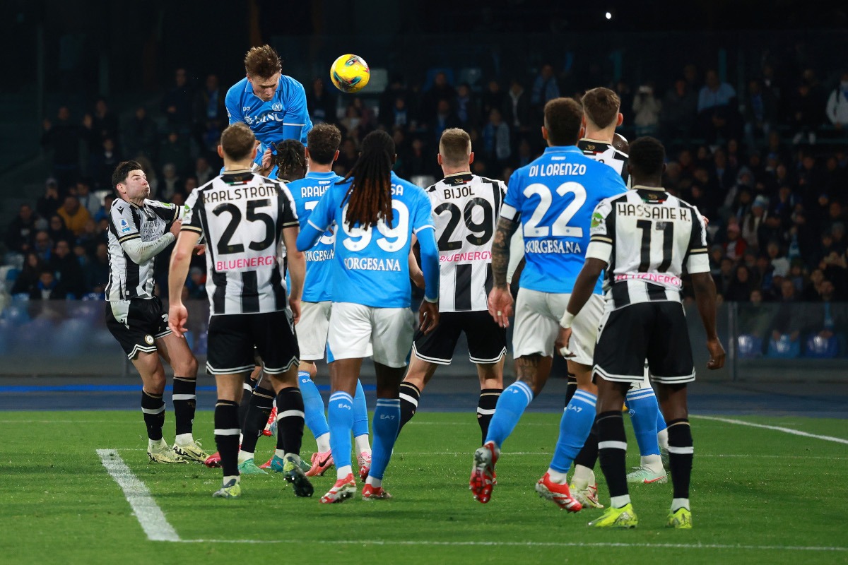 Nhận định soi kèo Udinese vs Napoli lúc 21h00 ngày 14/12/2025
