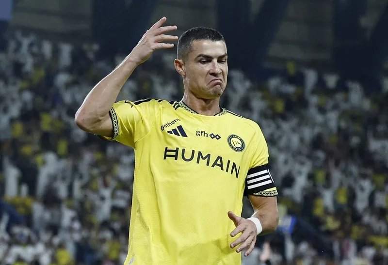 ronaldo o nuoc nao